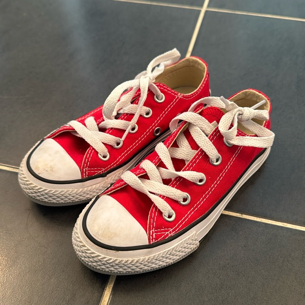 Red Children’s Converse All-Star